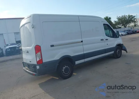 2017 Ford Transit-250 z USA, uszkodzony, nr VIN 1FTYR2CM7HKA44743